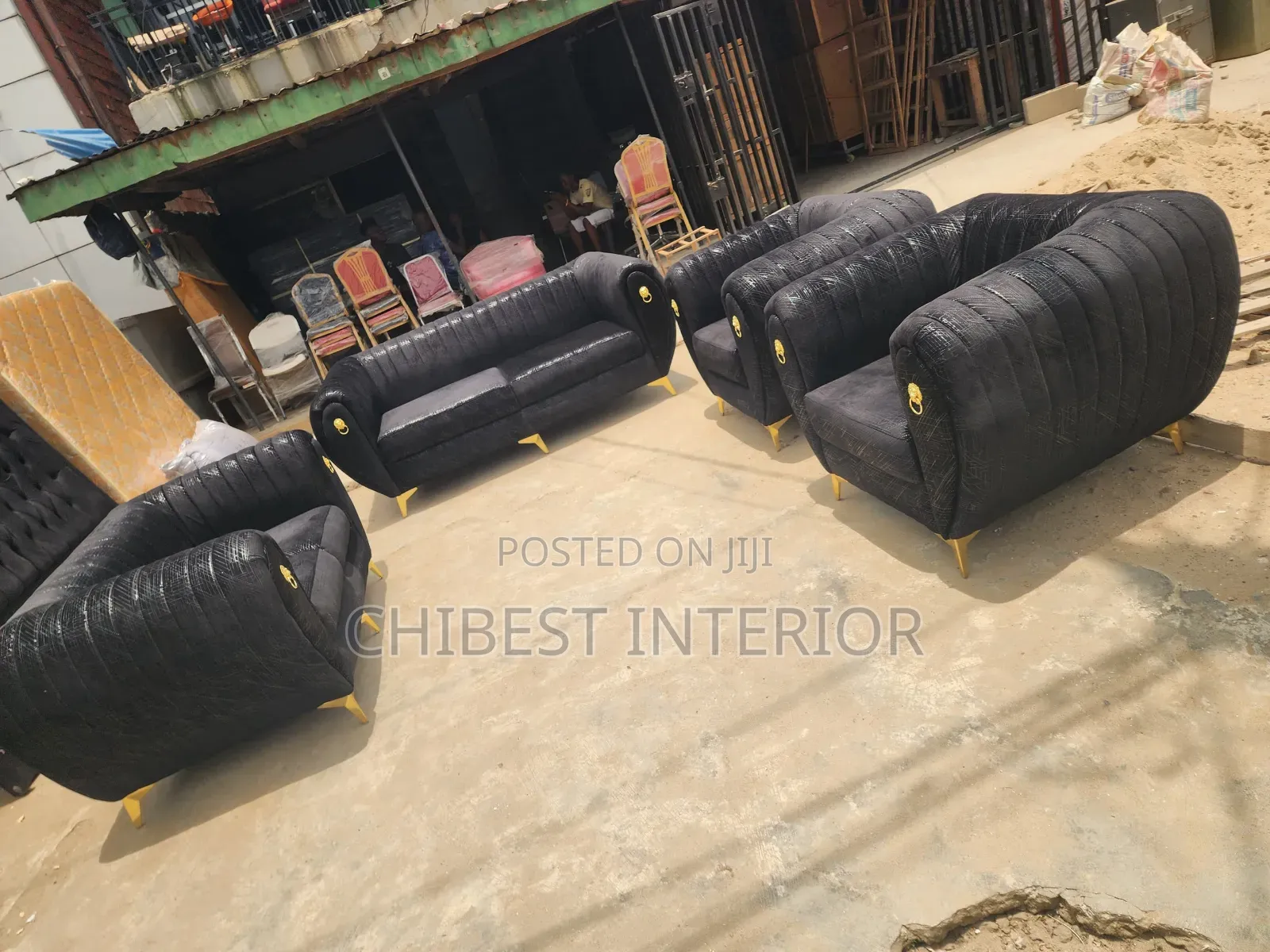 Luxury Complete Set of 7 Seaters Sofa