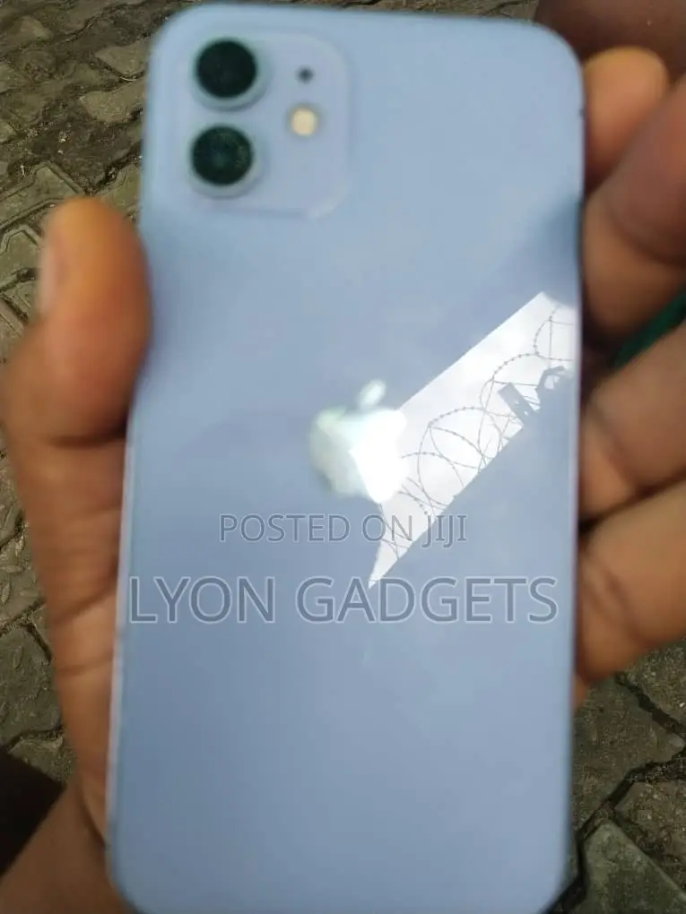 Apple iPhone 12 64 GB Blue