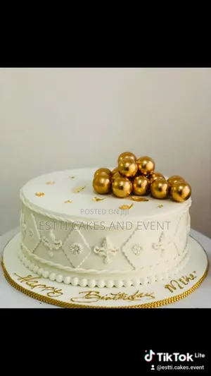 Estti Cakes Pastries