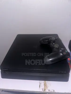 Clean Game With Controller and 3 Disc Players