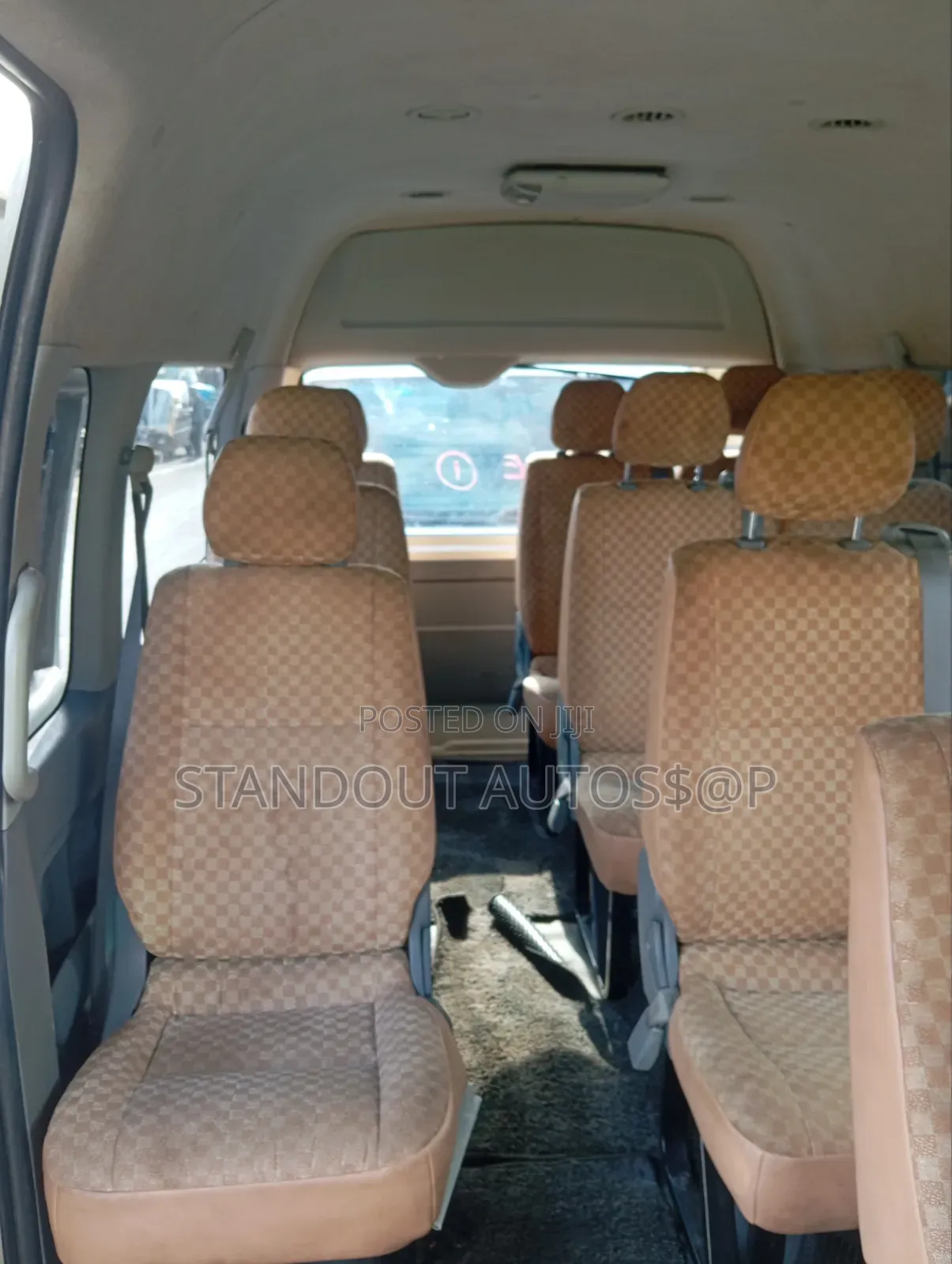 Toyota HiAce 2018 White
