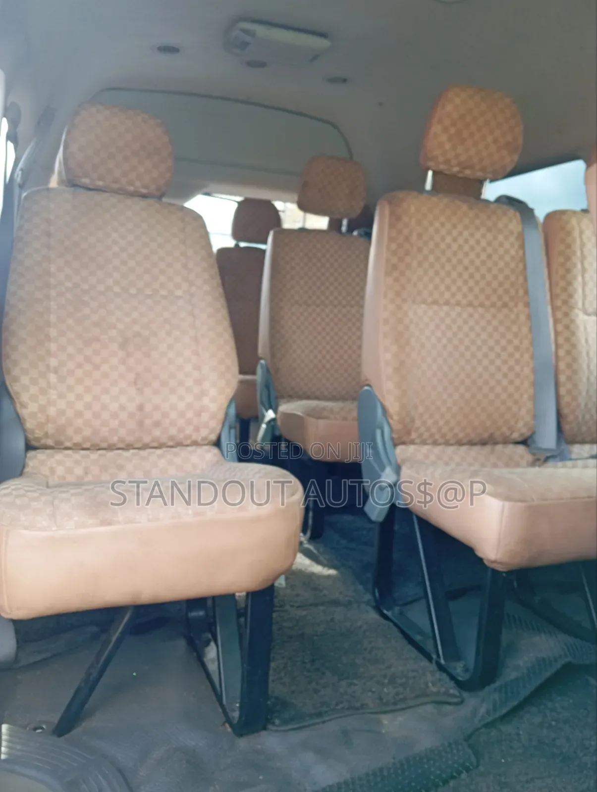 Toyota HiAce 2018 White
