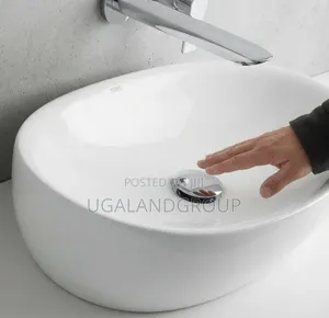 Glossy White Ceramic Basin