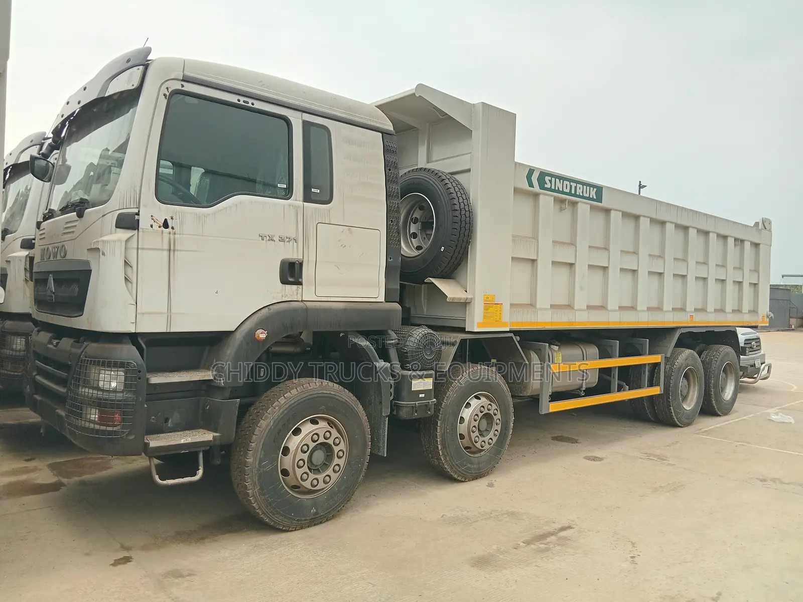 Howo 12 Tyre Tipper