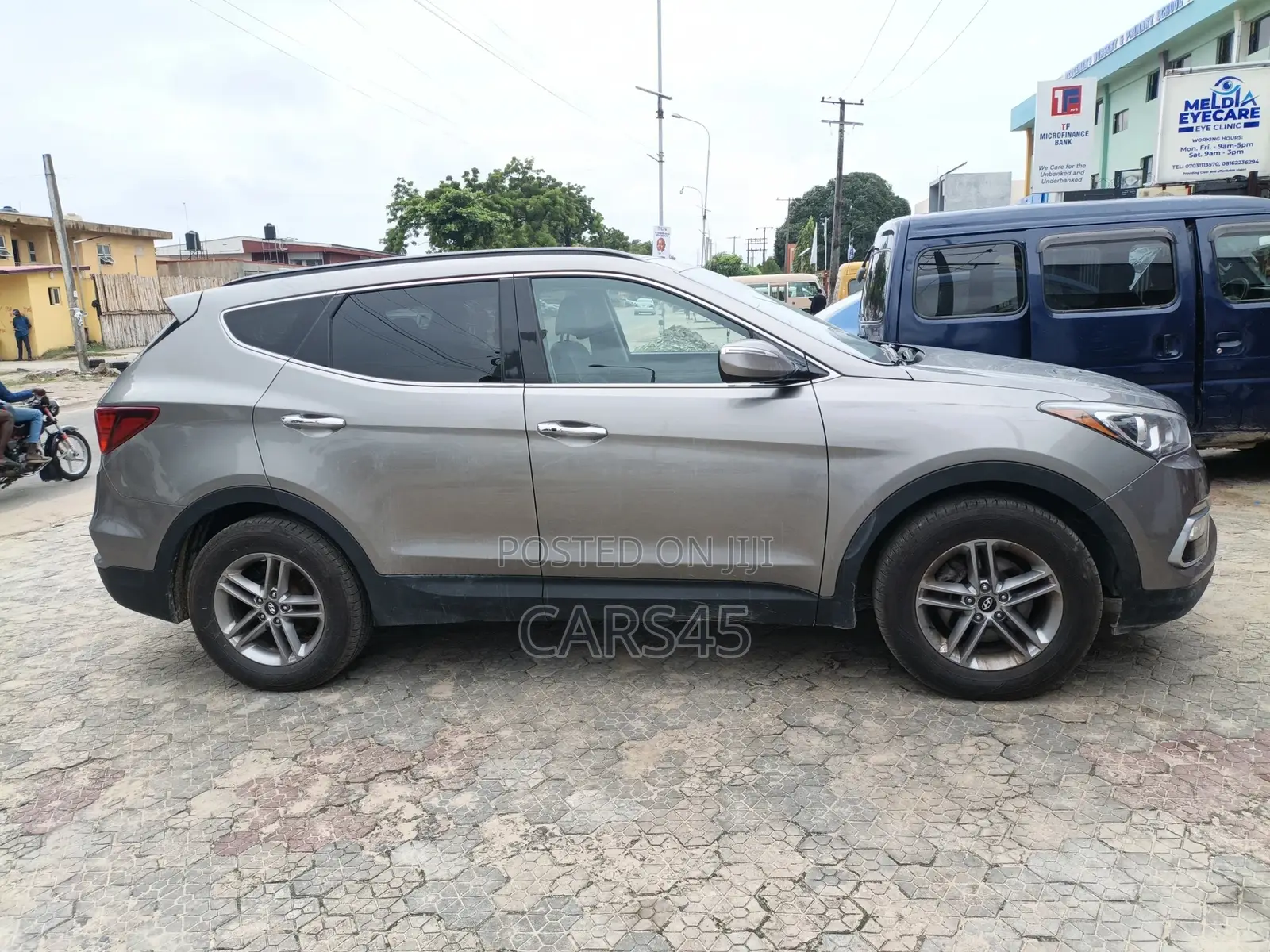 Hyundai Santa Fe 2017 Gray