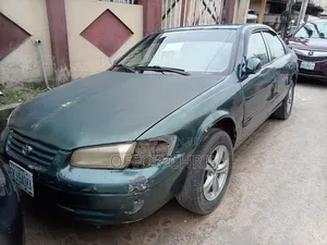 Toyota Camry Automatic 1999 Green