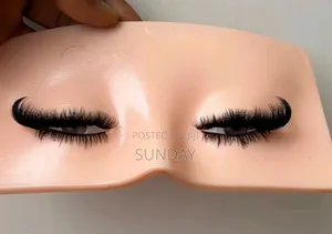 Strip Lashes