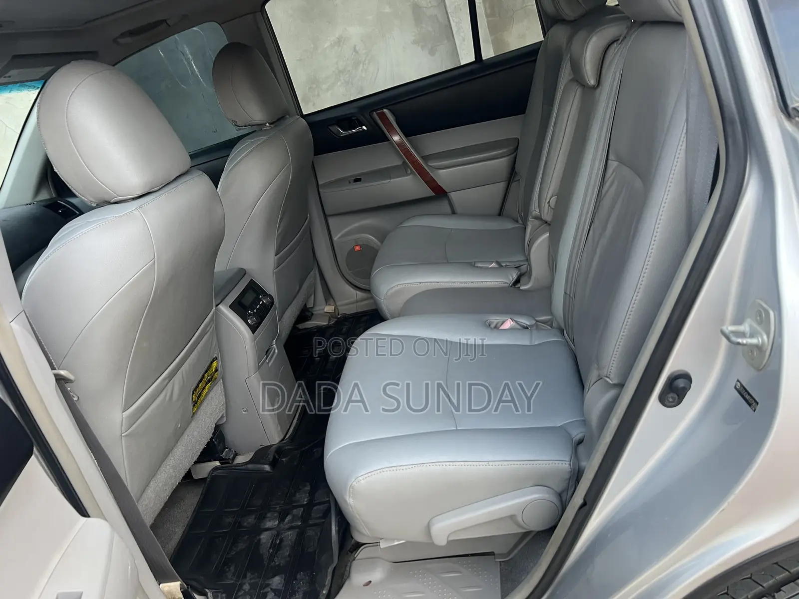 Toyota Highlander 2010 Silver