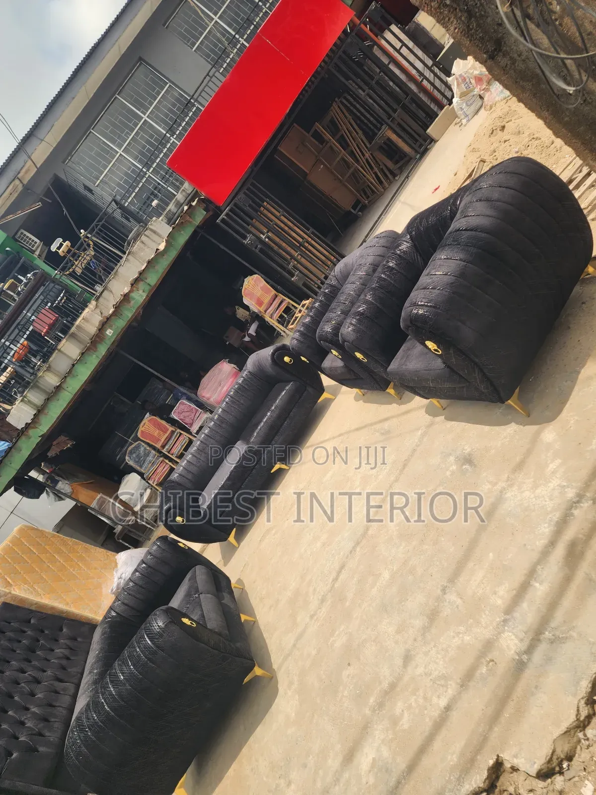 Classic 7 Seaters Advanced Sofa Chairs.