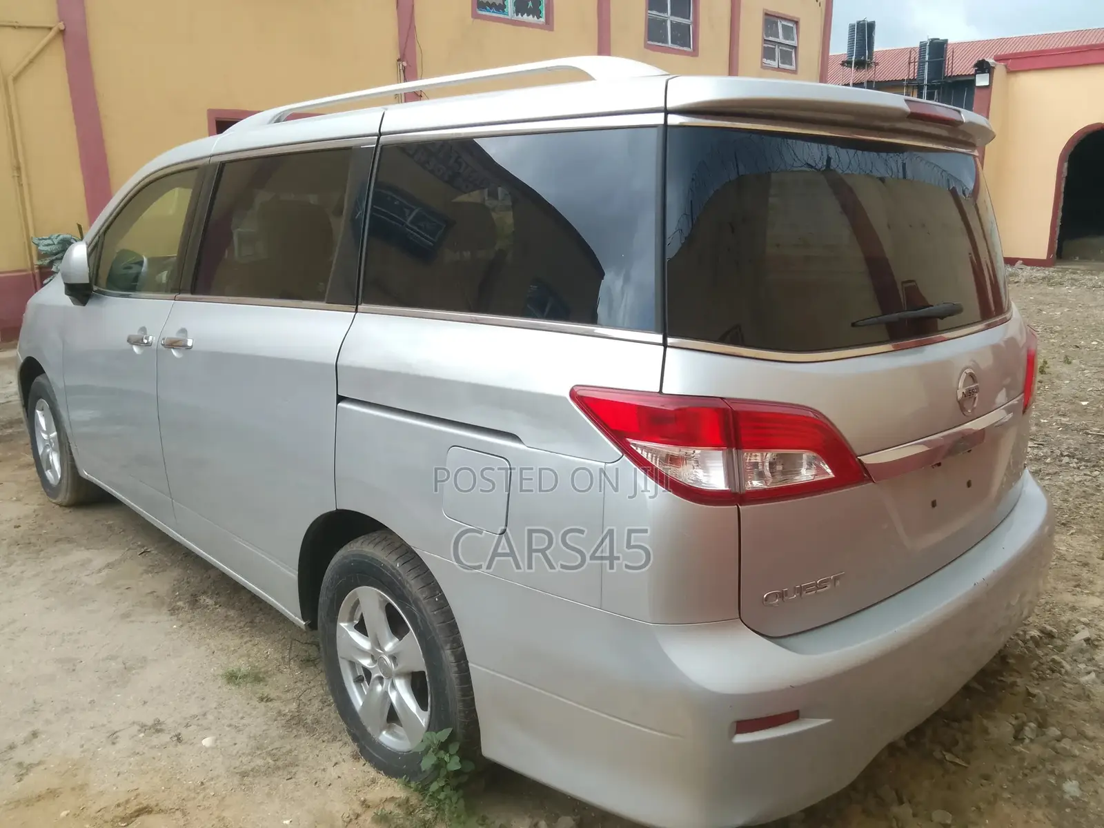 Nissan Quest 2017 Silver