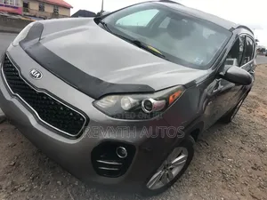 Kia Sportage LX 4dr SUV (2.4L 4cyl 6A) 2017 Gray