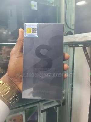New Samsung Galaxy S22 5G 128 GB Green