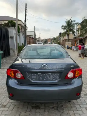 Toyota Corolla 2009 Black