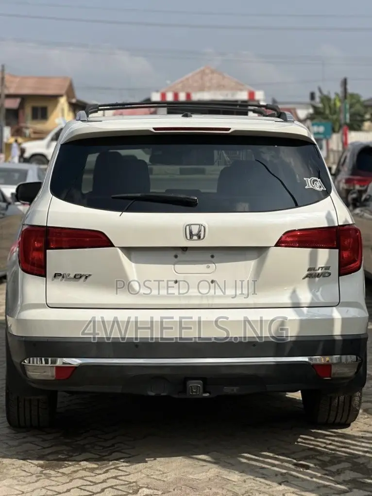 Honda Pilot Elite AWD 2018 White