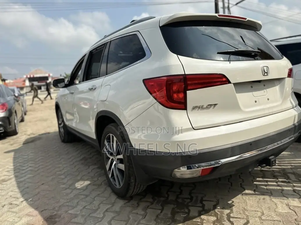Honda Pilot Elite AWD 2018 White