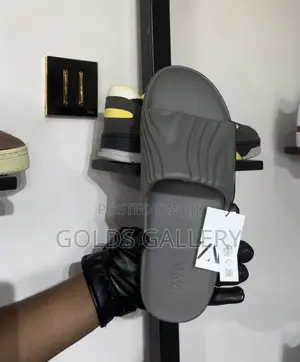 Pool Slides (USA)