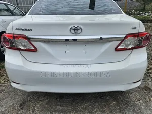 Toyota Corolla 2013 White
