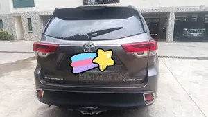 Toyota Highlander Limited 4dr SUV AWD (3.5L 6cyl 6A) 2014 Gray