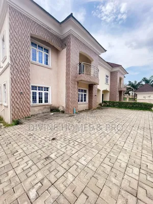 4bdrm Duplex in Berger Clinic, Life Camp for rent