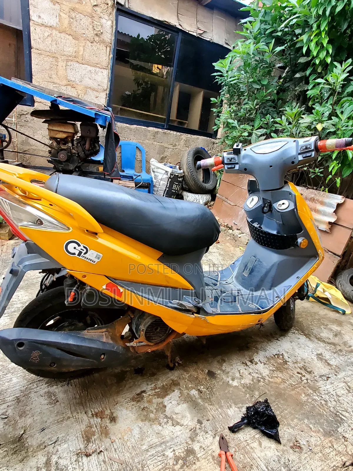 SYM Jet 2012 Yellow