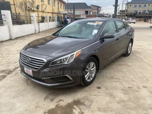 Hyundai Sonata Base Sedan FWD (2.4L 4cyl 6A) 2016 Gray