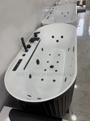 Executive Bathtub Jacuzzi With Full Body Accessories England