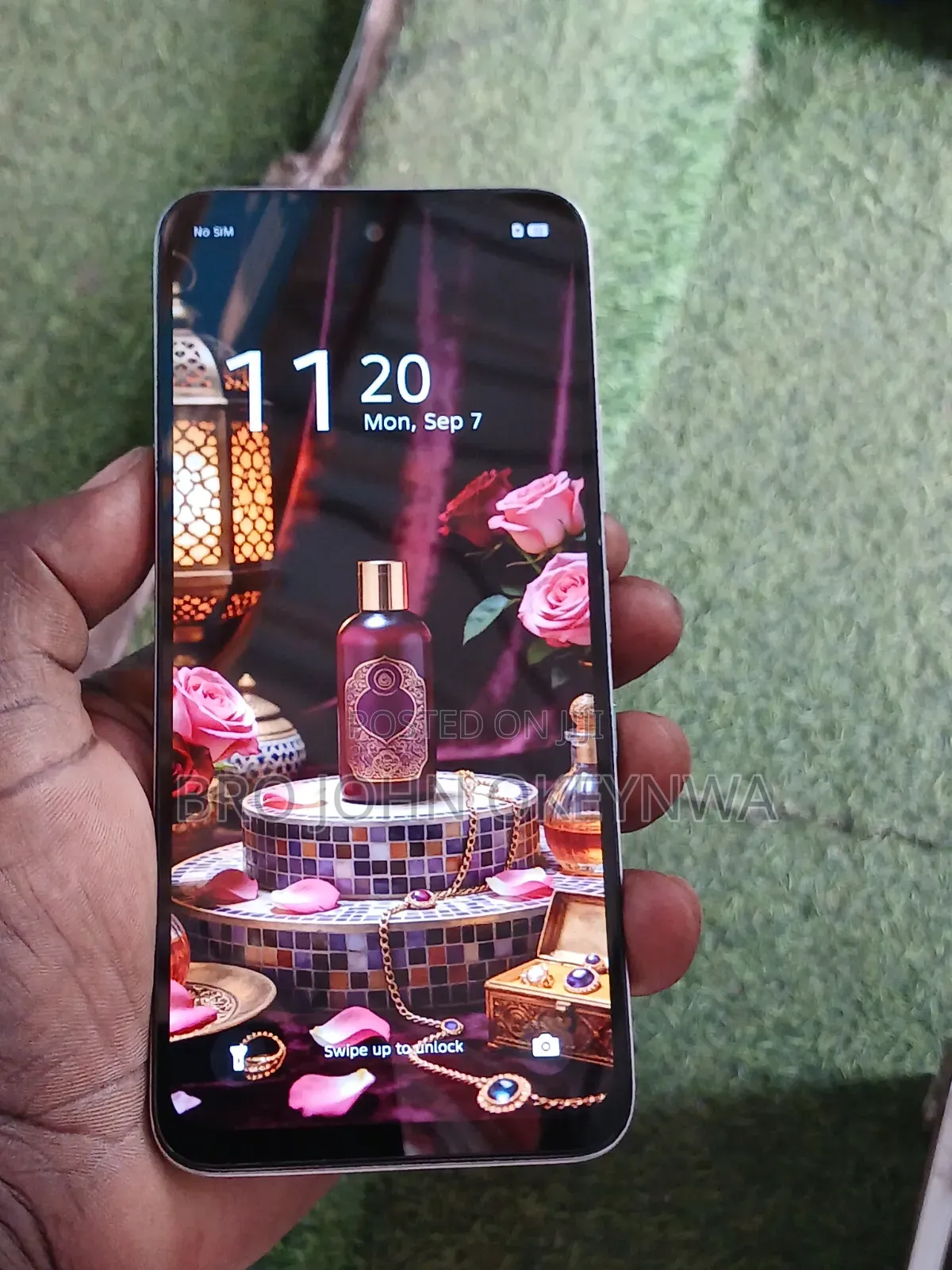 Infinix Hot 60i 128 GB Silver