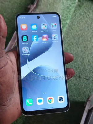 Infinix Hot 60i 128 GB Silver