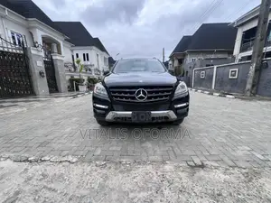 Mercedes-Benz M Class ML 350 4Matic 2013 Black