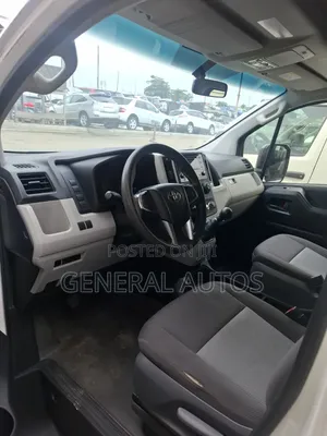 Toyota HiAce 2022 White