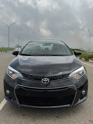 Toyota Corolla LE Premium 4dr Sedan (1.8L 4cyl CVT) 2016 Black