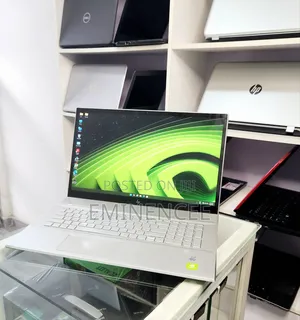 Laptop HP Envy 17 12GB Intel Core Ultra 7 HDD+SSD 1T