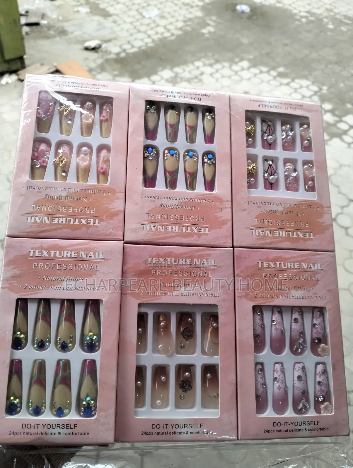 Beautiful Ready-Made Press-on Nails – Reusable Artificial Nails