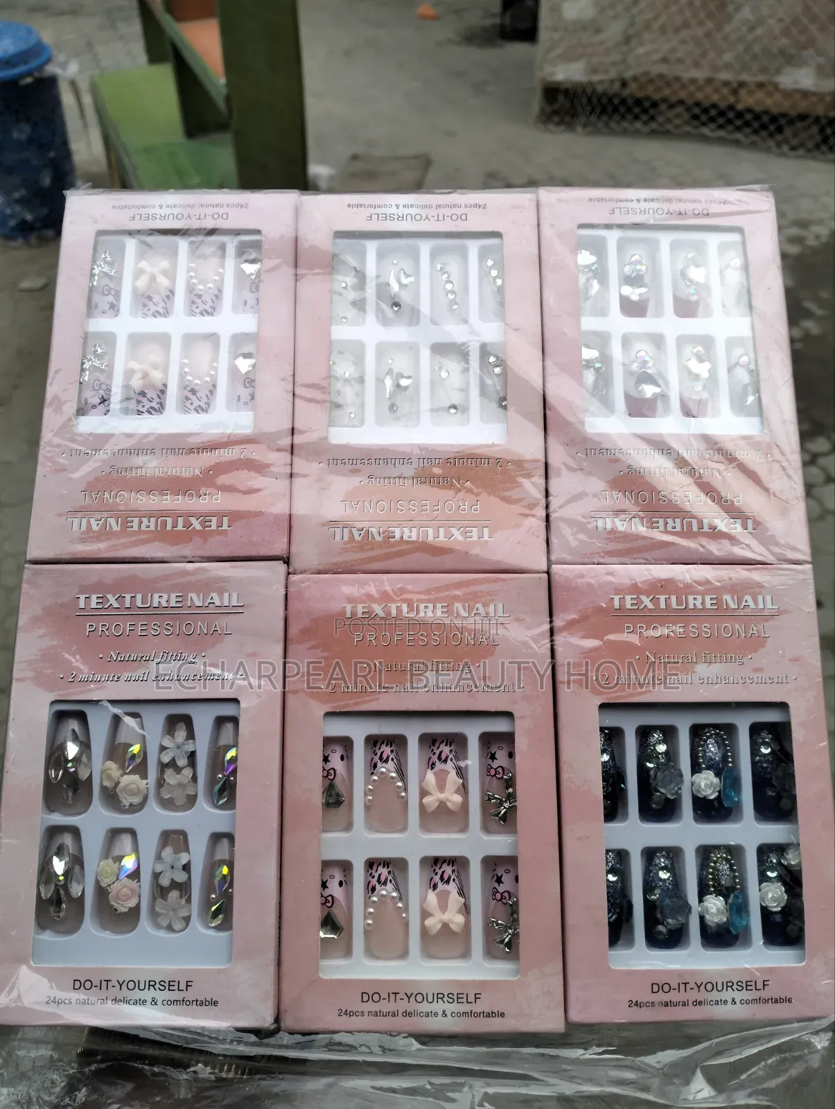 Beautiful Ready-Made Press-on Nails – Reusable Artificial Nails