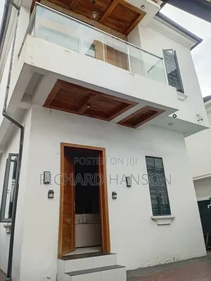 4bdrm Duplex in Thomas for rent