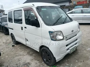 Daihatsu Hijet 2005 White