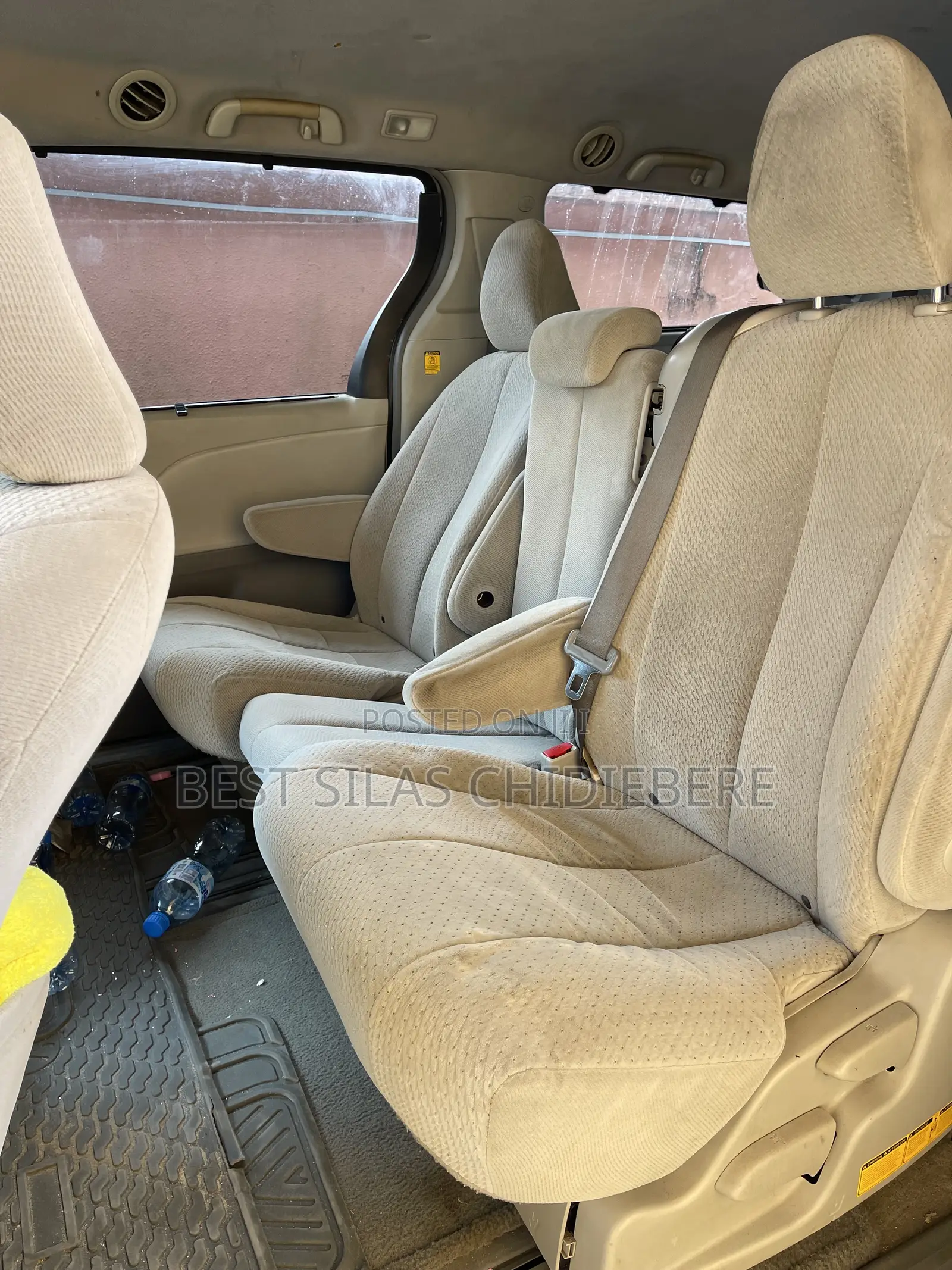 Toyota Sienna 2011 Silver