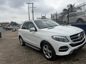 Mercedes-Benz GLE-Class GLE 350 2018 White