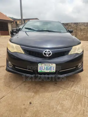 Toyota Camry LE 4dr Sedan (2.5L 4cyl 6A) 2012 Black