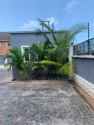 4bdrm Duplex in Off Coastal Road for rent