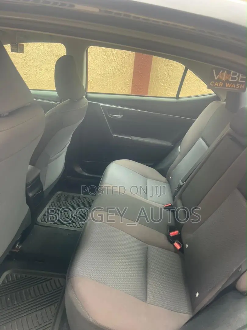 Toyota Corolla 2017 Black