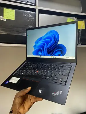 Laptop Lenovo ThinkPad E14 Gen 6 8GB Intel Core i7 SSD 256GB