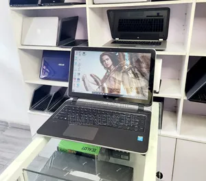 Laptop HP Pavilion 15 8GB Intel Core i5 HDD 1T