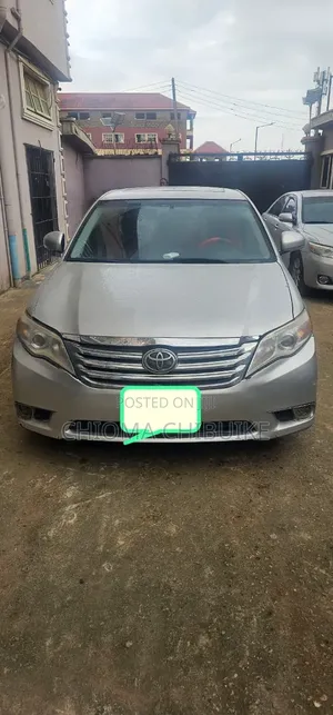 Toyota Avalon 2011 Silver