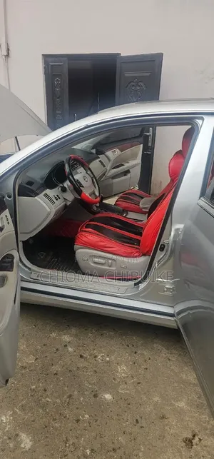 Toyota Avalon 2011 Silver