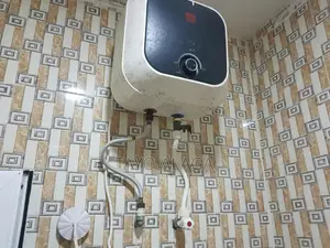 2bdrm Block of Flats in Solomade Estate, Ikorodu Garage for rent
