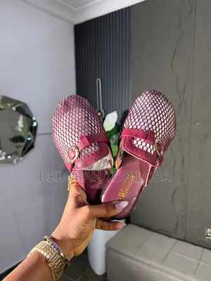 Ladies’ Stylish Slippers Sandals – Quality Footwear