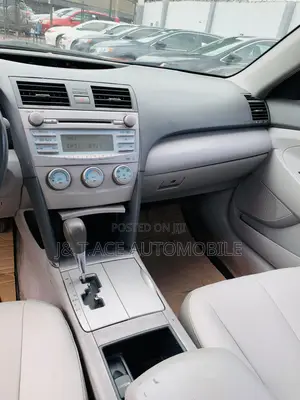 Toyota Camry 2006 Red