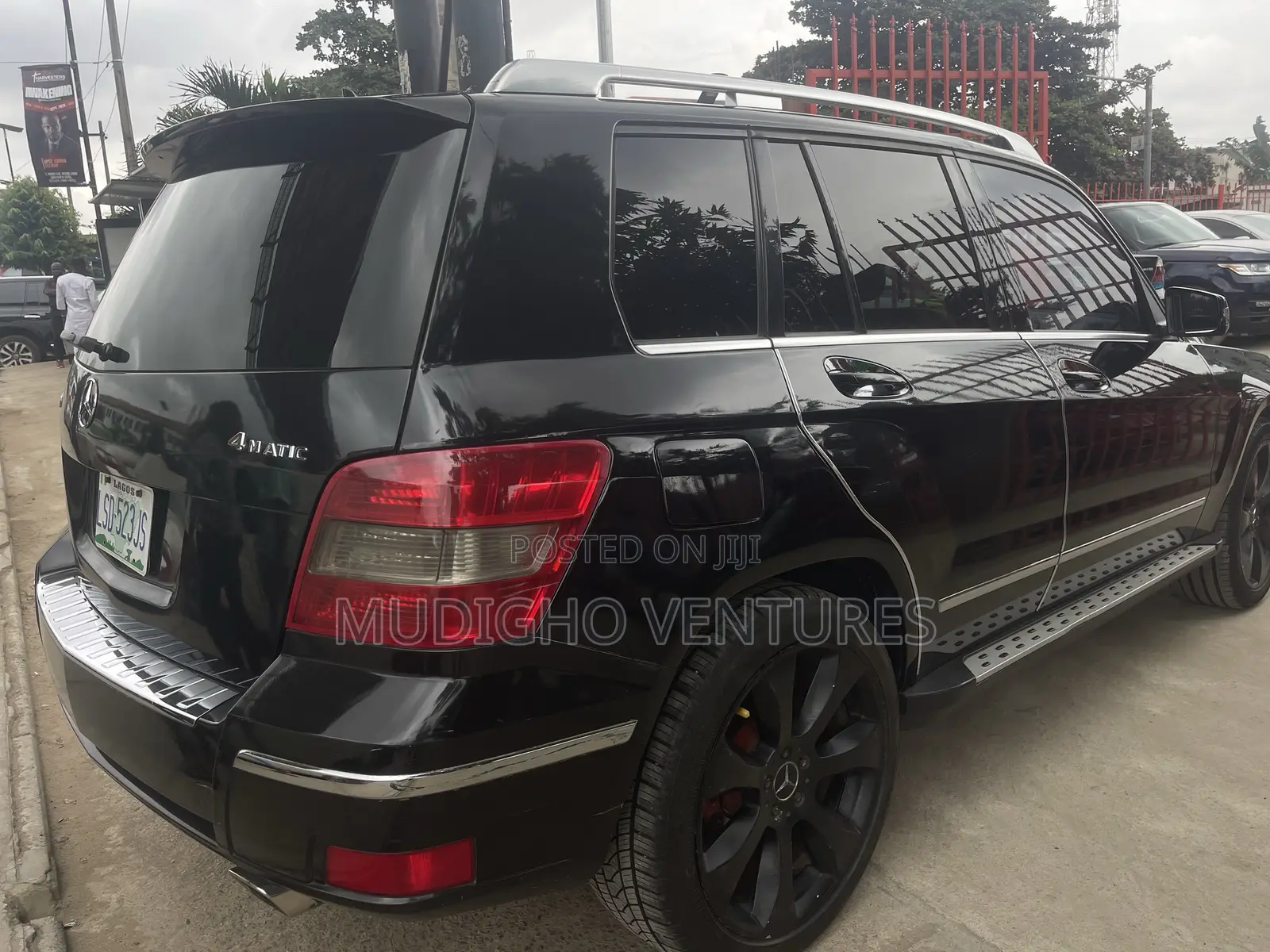 Mercedes-Benz GLK-Class 2010 Black