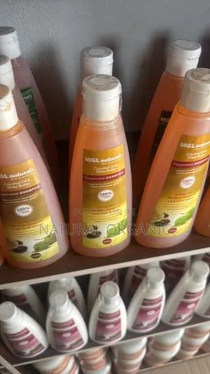 Ghana MGL Naturals Coconut Oil Shea Butter Peppermint Shampoo